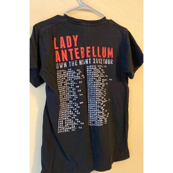 Lady Antebellum tee - Picture 3 of 4